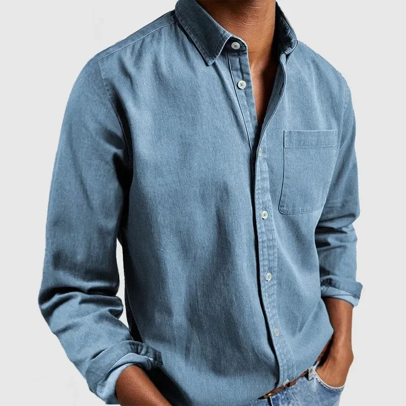 casual shirt with a modern cut