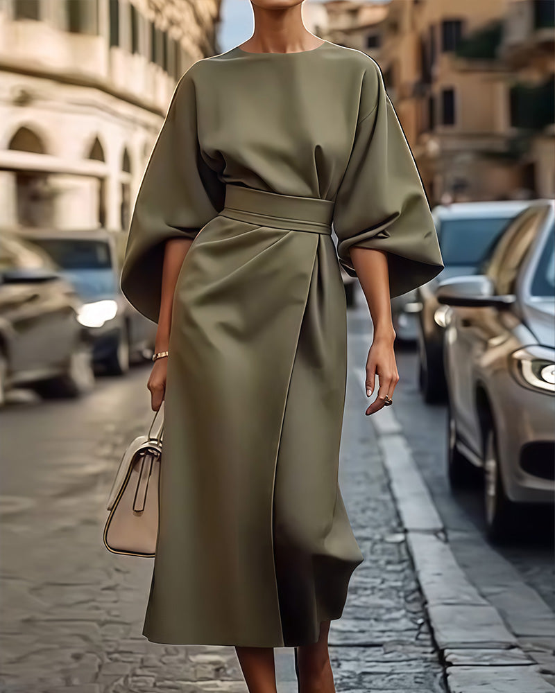 Elegant Dress with Lantern Sleeves