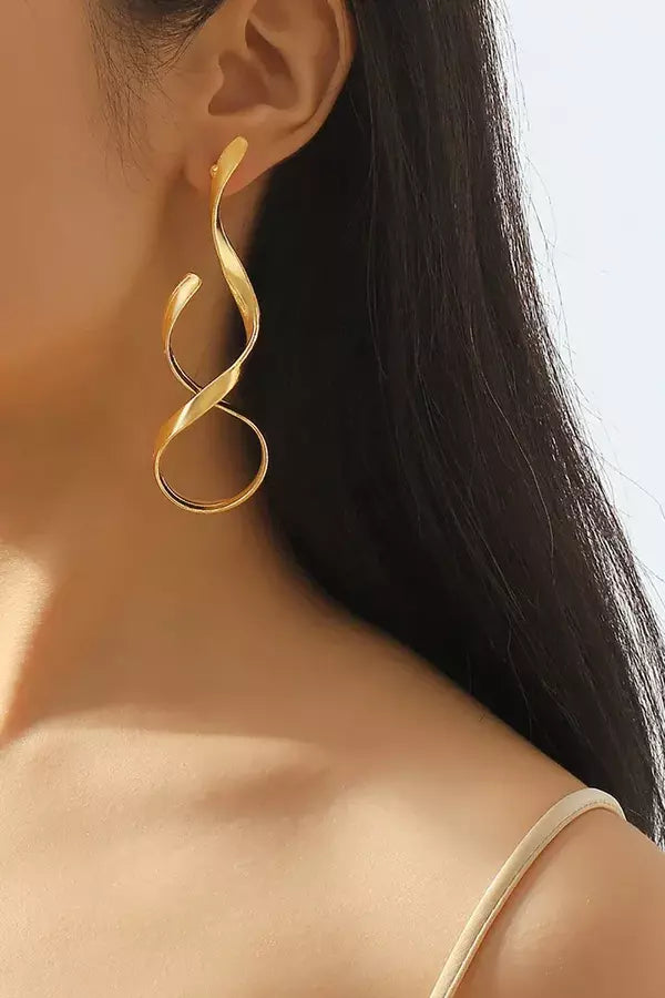 Teardrop-shaped Earrings