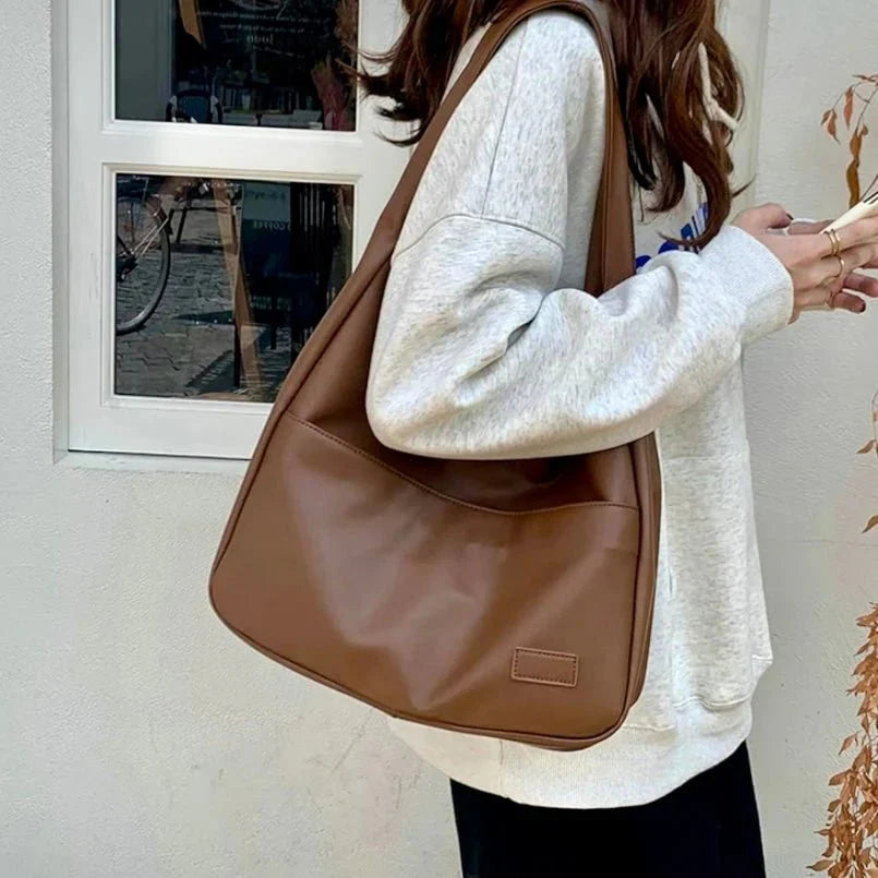 Akari Shoulder Bag