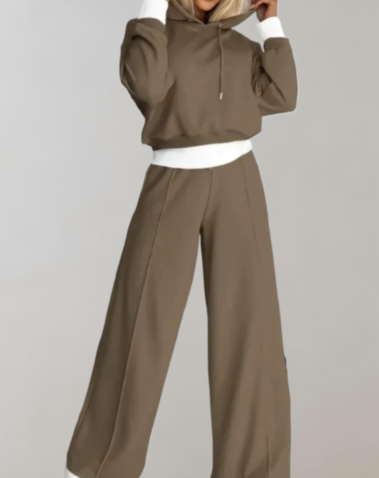 Two-Piece Casual-Fit Tracksuit