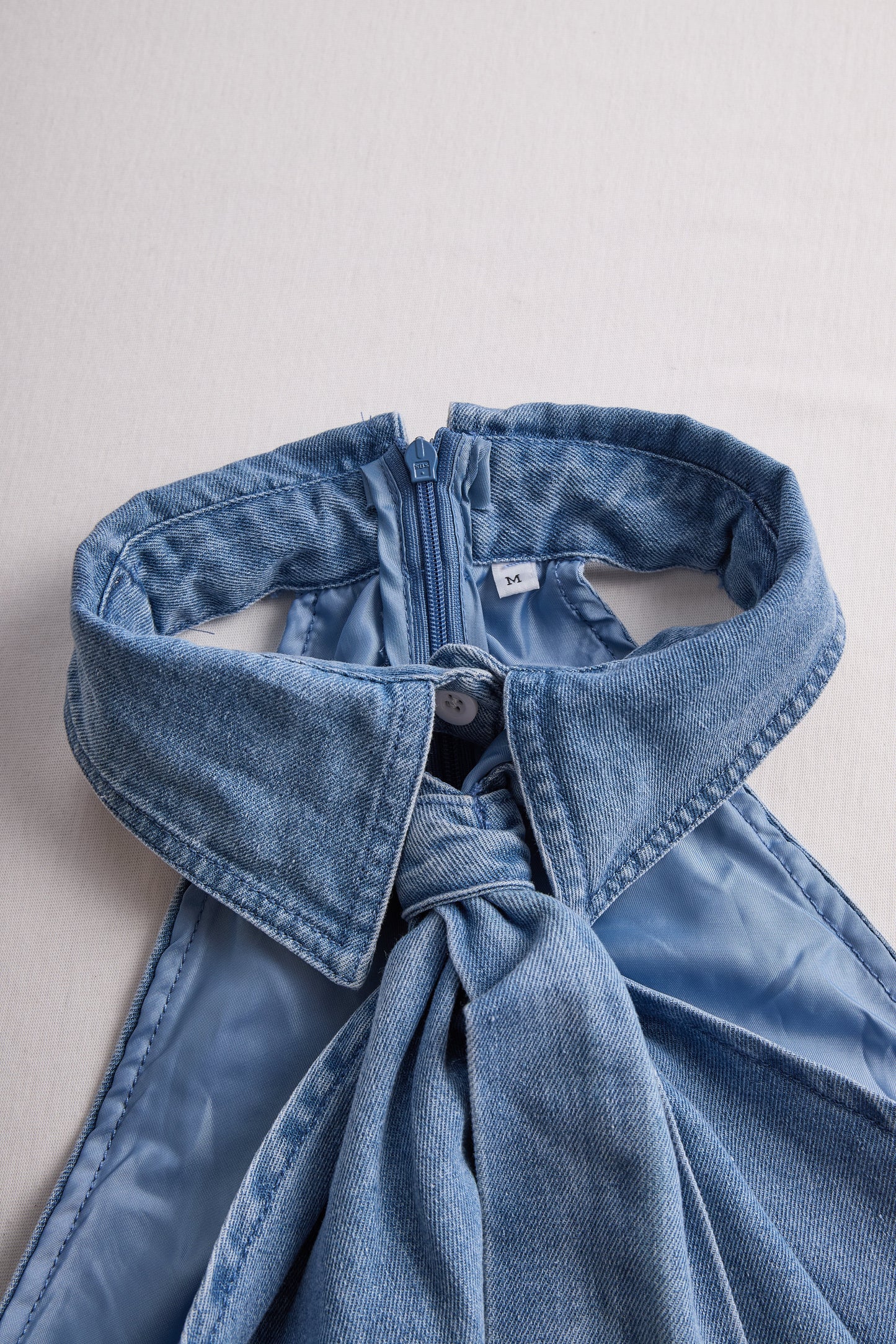 Chic Sleeveless Halter Blouse