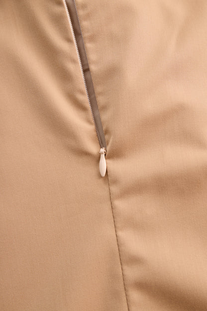 Chic Sleeveless Halter Blouse