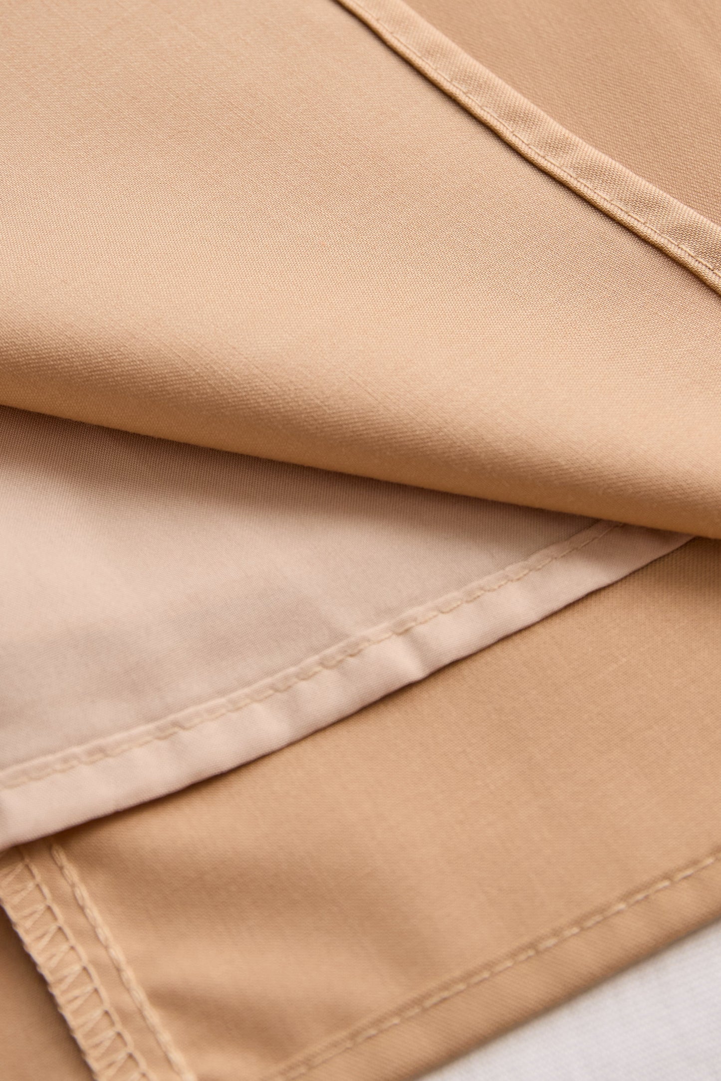 Chic Sleeveless Halter Blouse