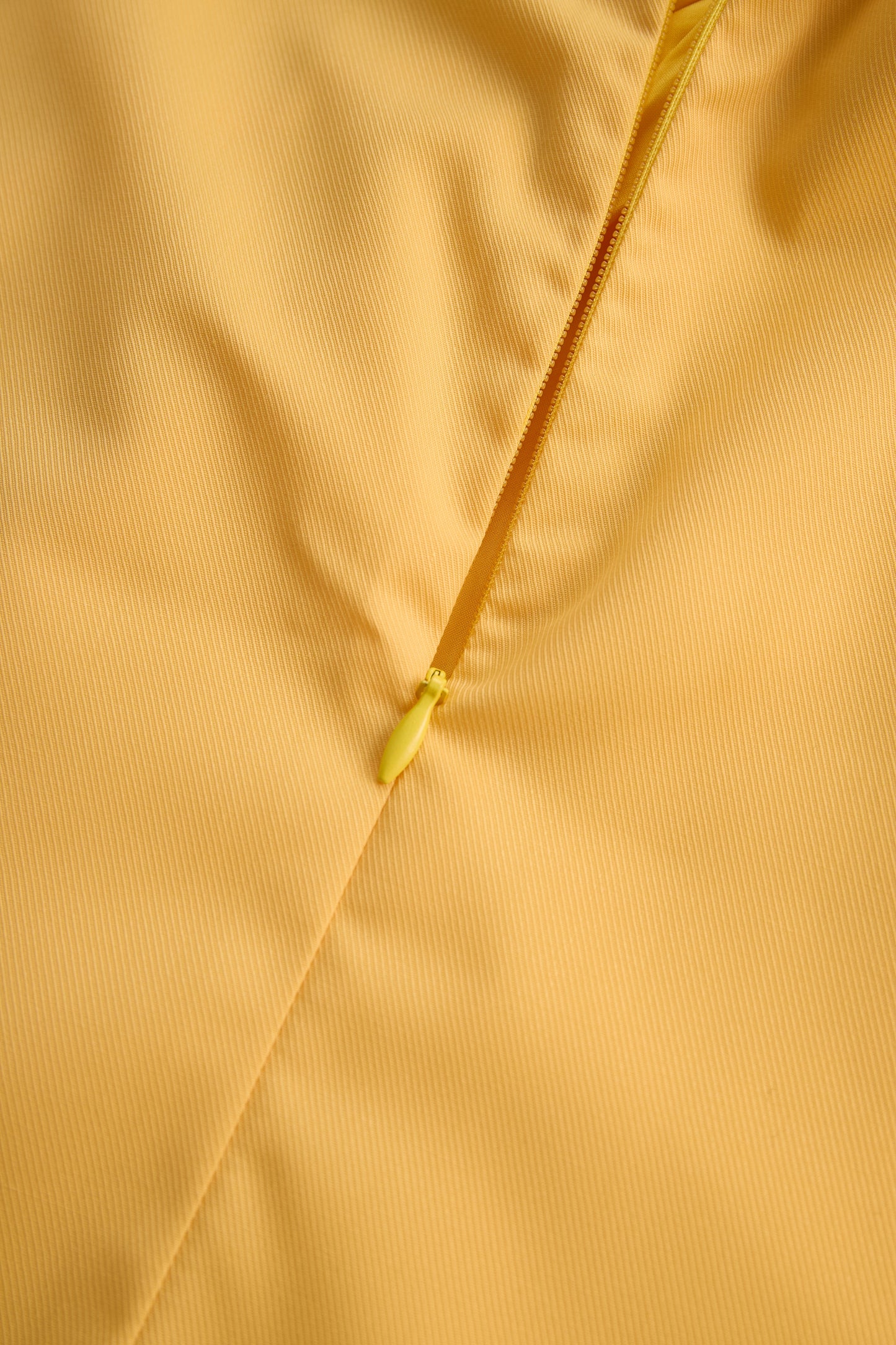 Chic Sleeveless Halter Blouse