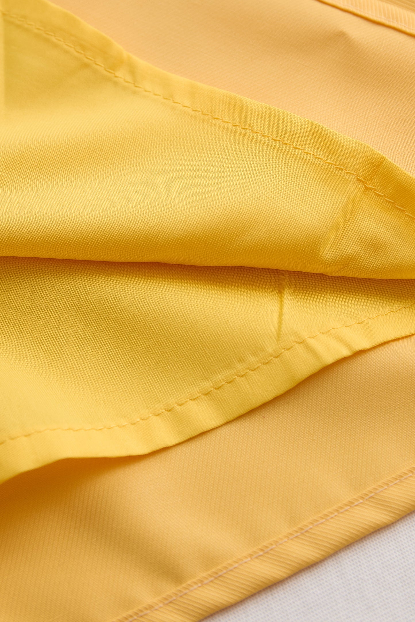 Chic Sleeveless Halter Blouse