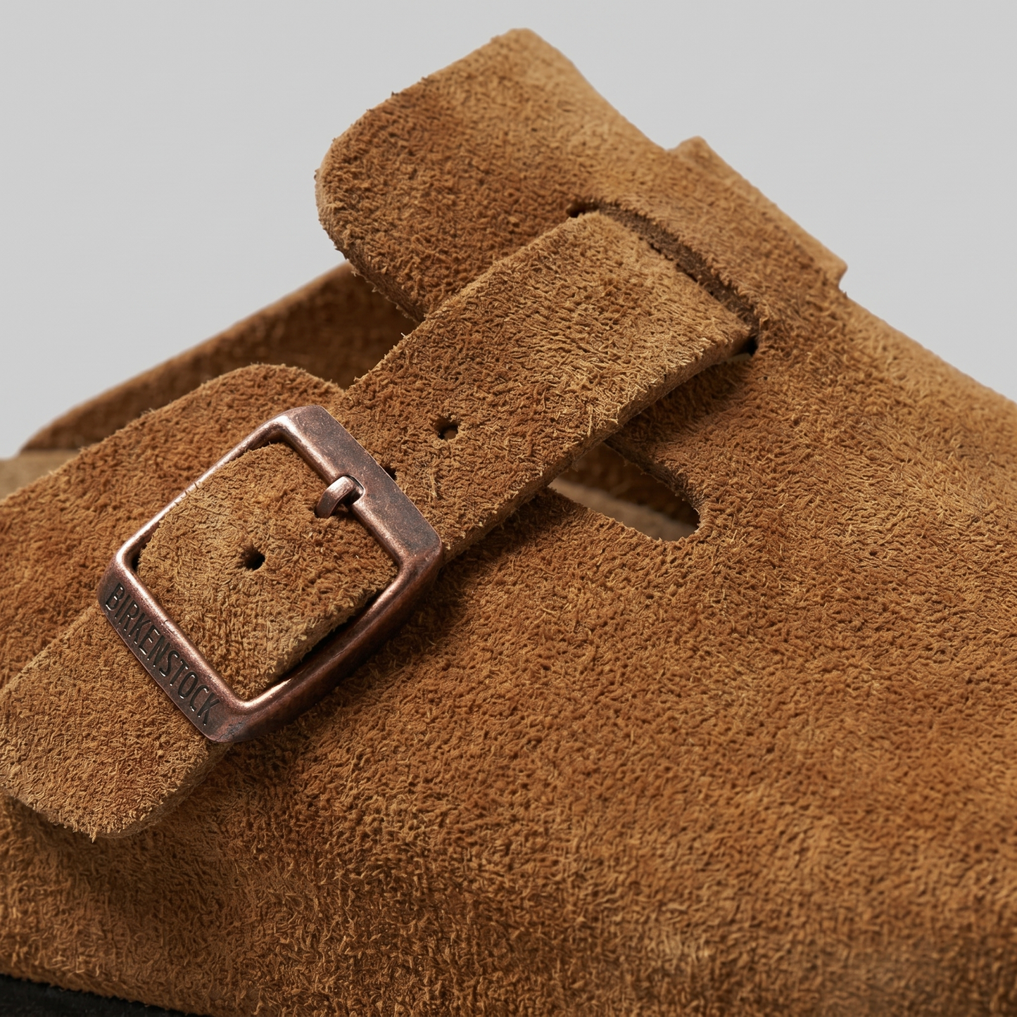 Suede Clogs - Stylish Comfort Loafers