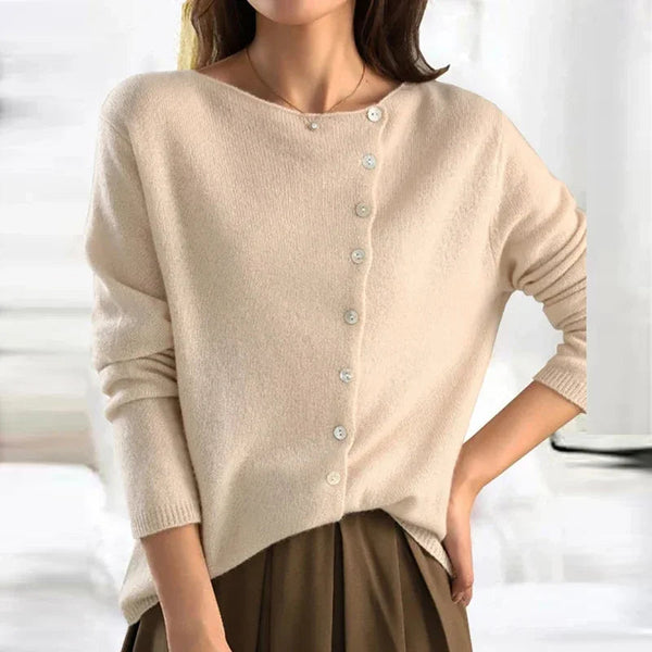 Elegant and refined sweater
