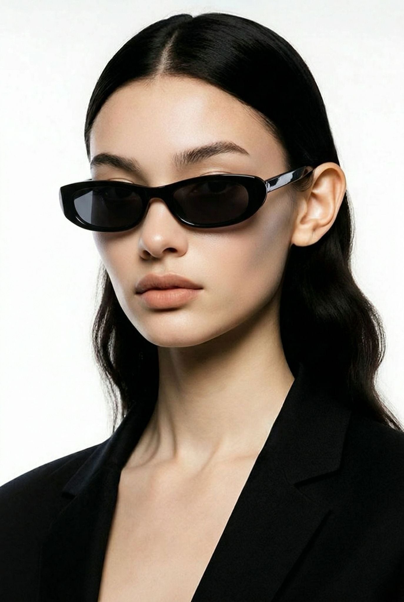 THE NEO Slim Silhouette