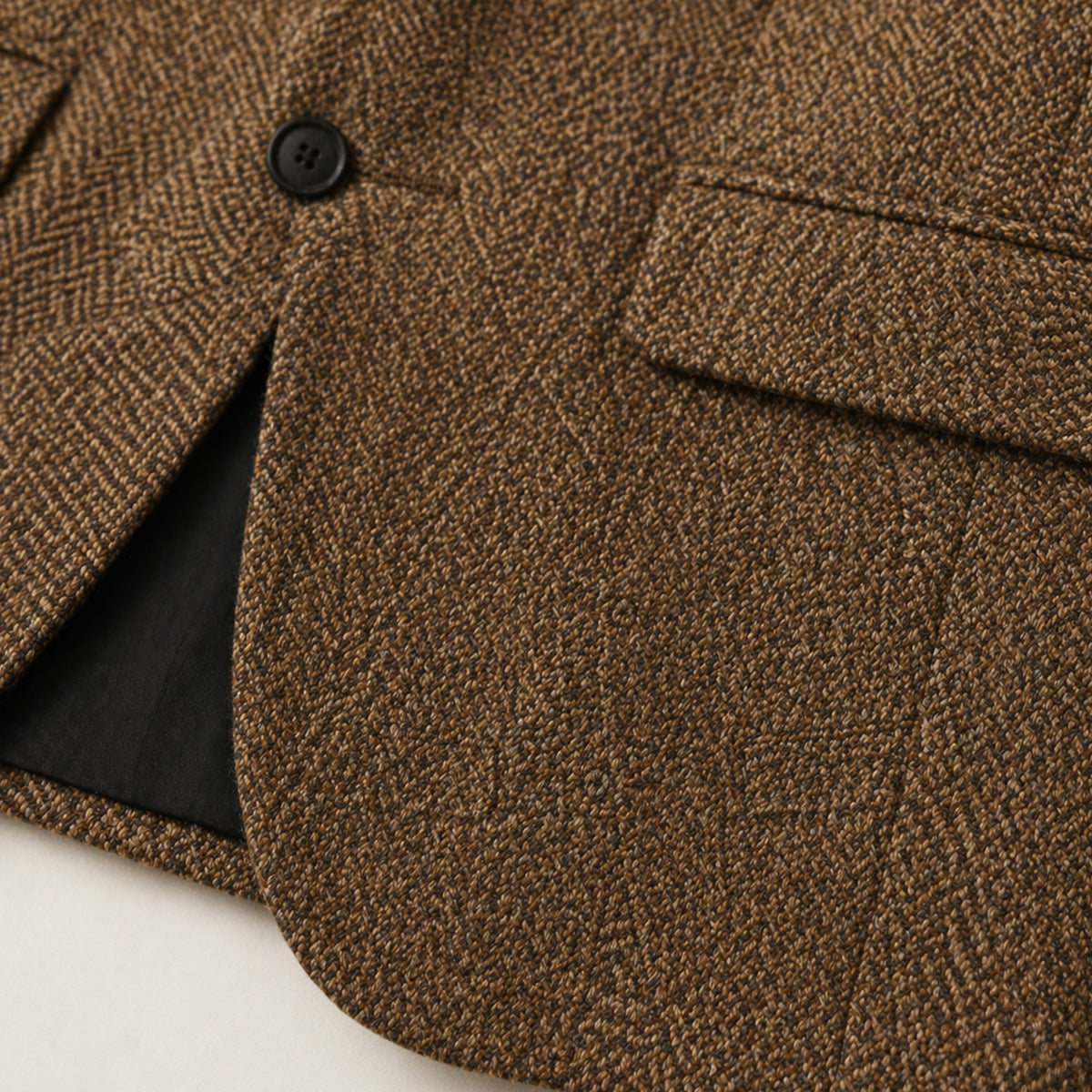 Classic Wool Herringbone Tweed Blazer