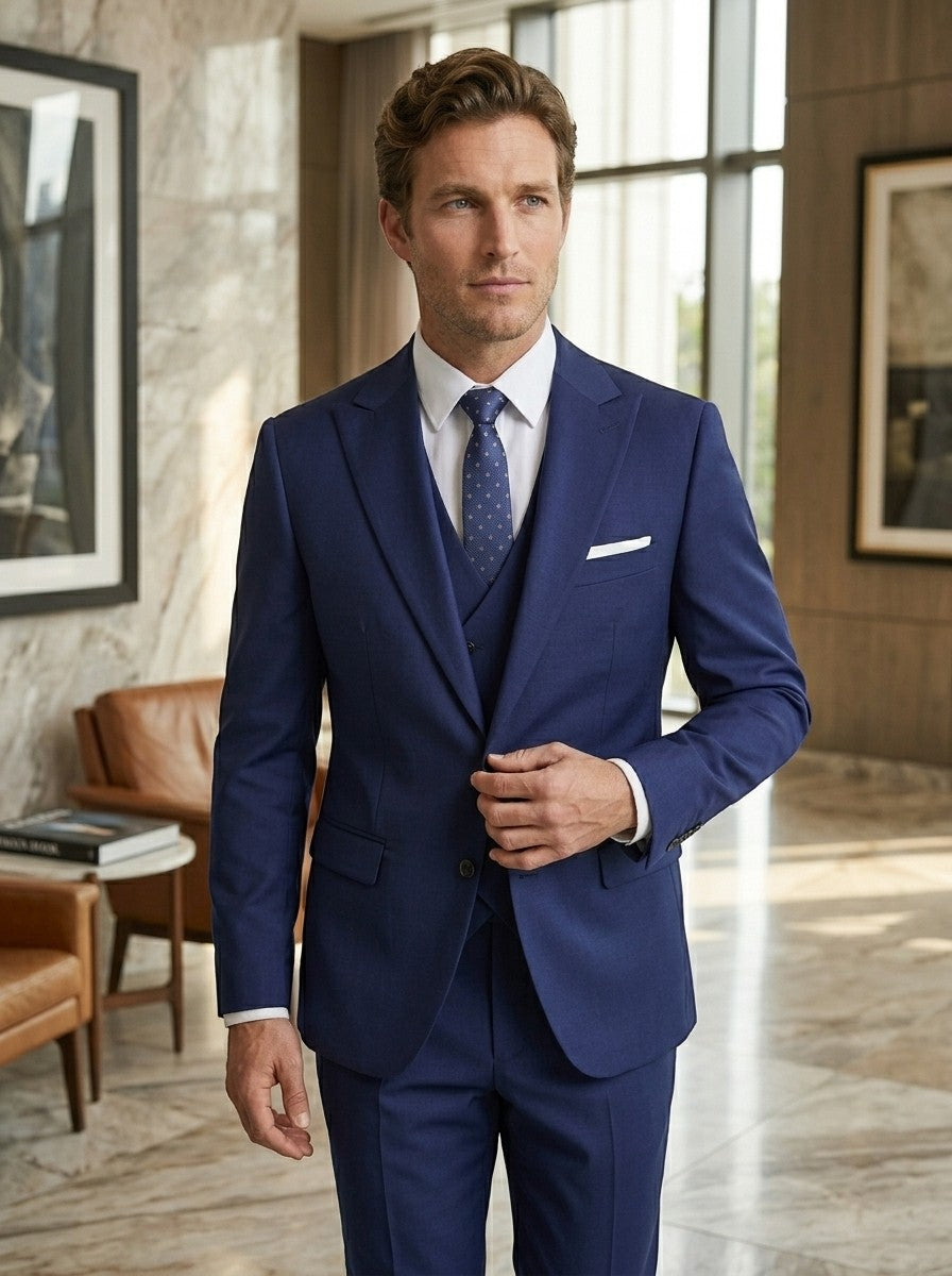 Lightweight Fabric Slim Fit 3-Piece Suit