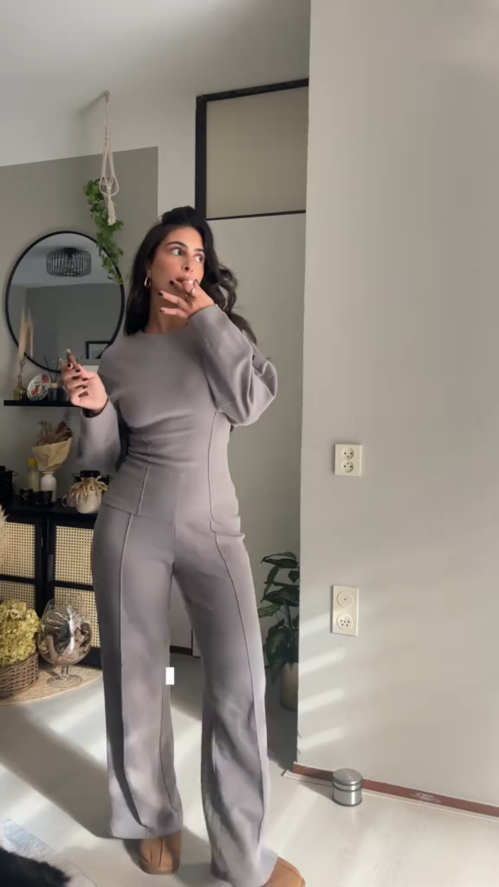 stylish and chic Loungeset