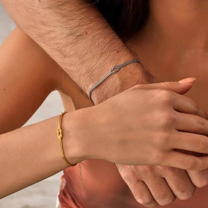 Minimalist Love Knot Bracelet